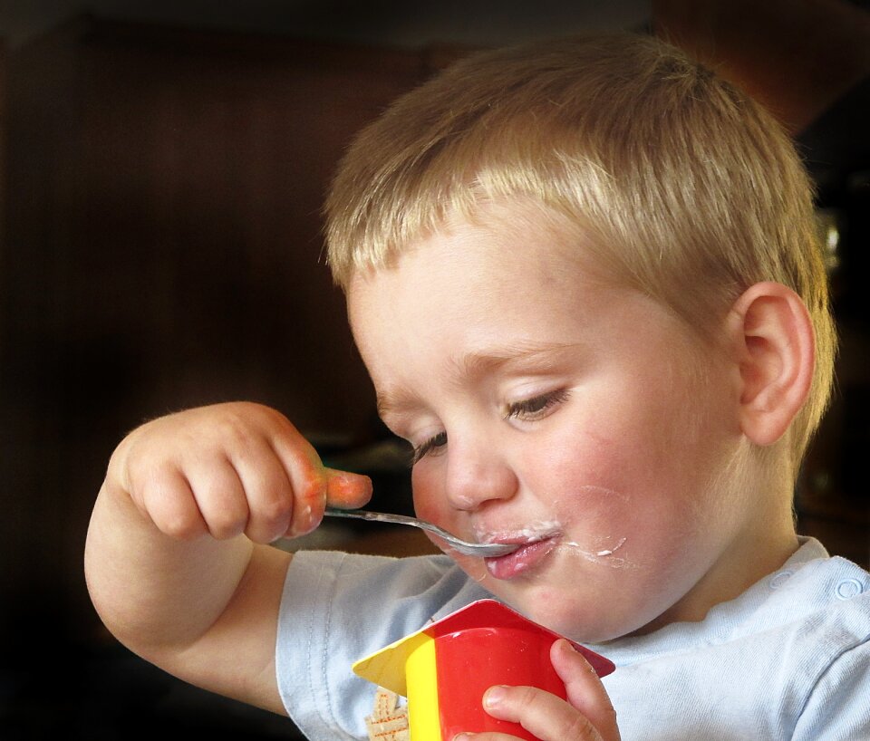 Spoon face smeared