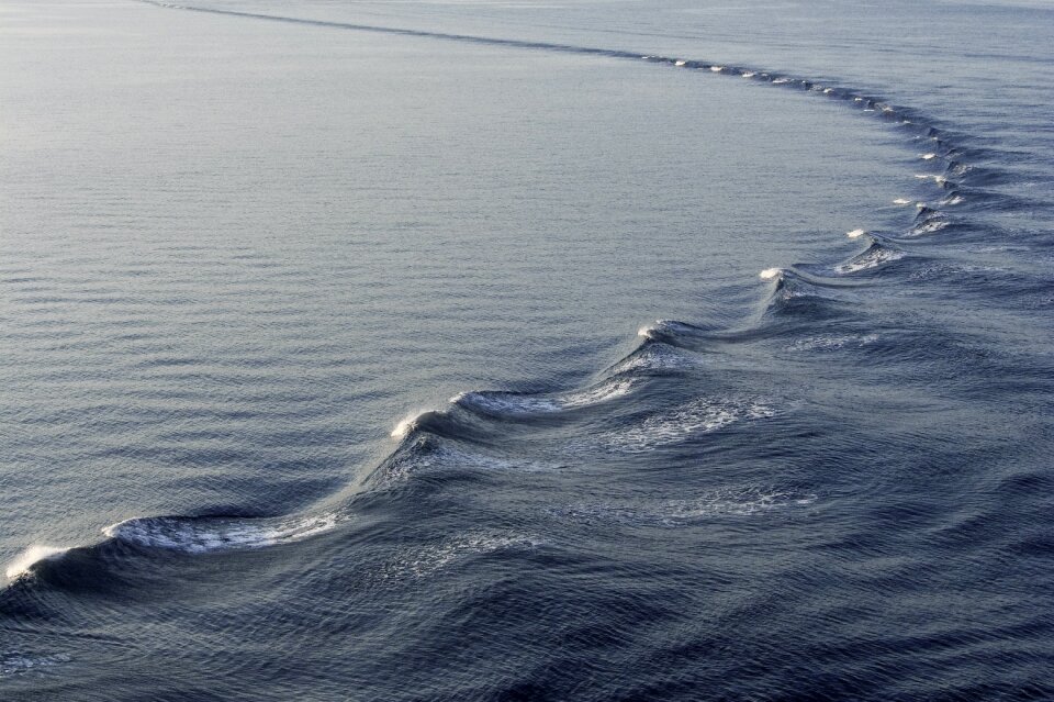 Sea waves blue