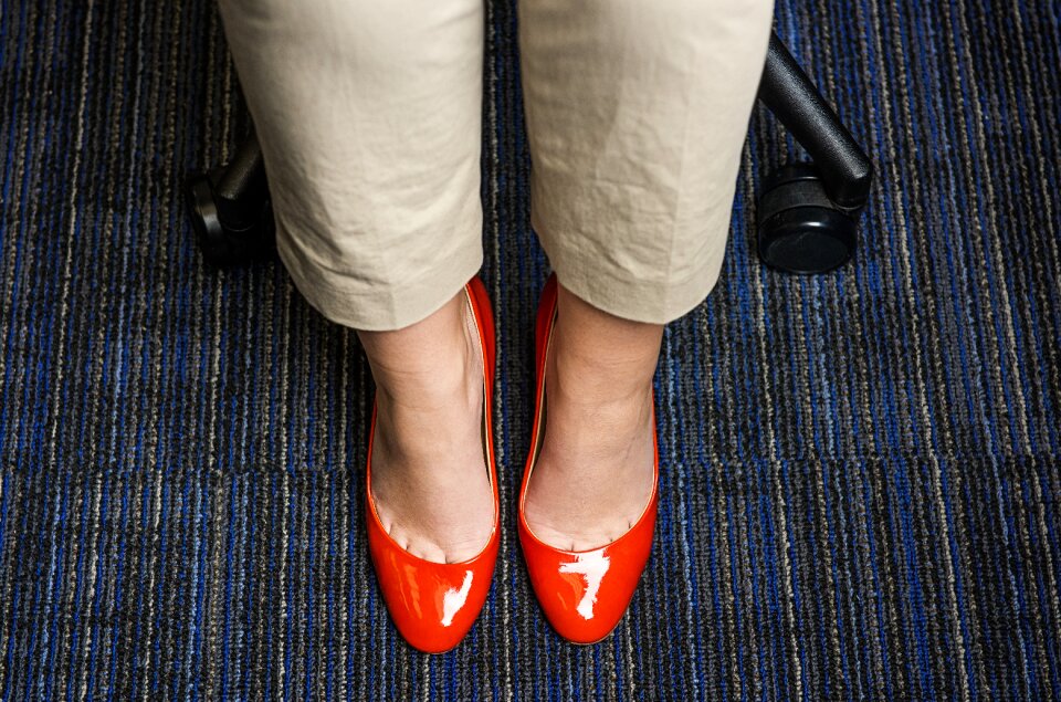 Office carpet chair