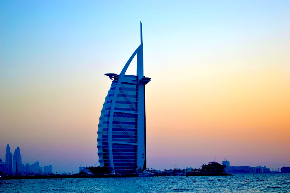 Travel landmark jumeirah