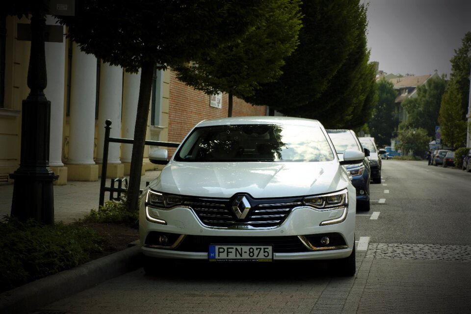 Renault talisman initiale paris
