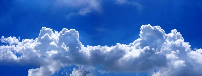 Sky the cloud moments