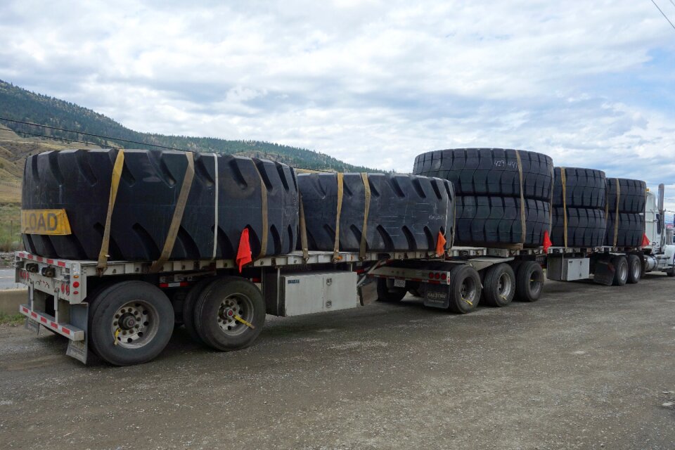 Mature transport commercial vehicle