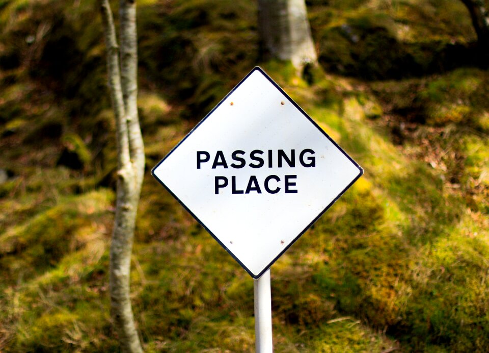 Pass access symbol