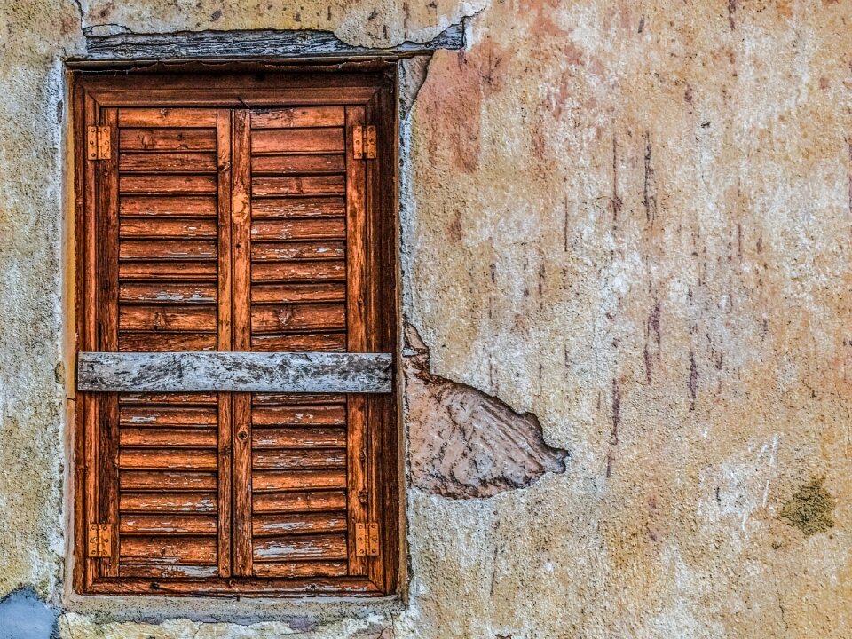 Window decay broken