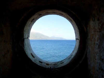 Sea horizon mountains