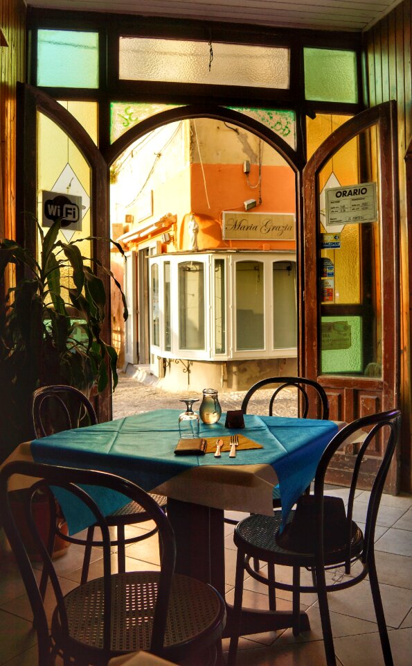 Chairs entrance italian