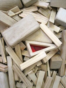 Build play wood