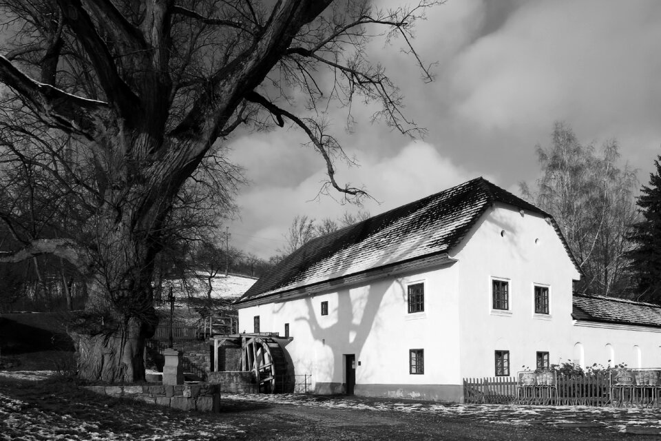 Bykovice monument porčův mlýn