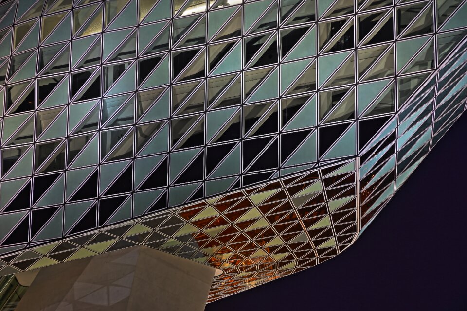 Reflections windows modern