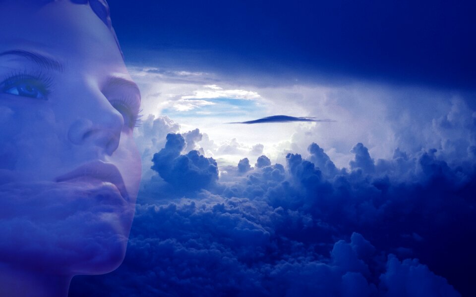 Spacious mood bright