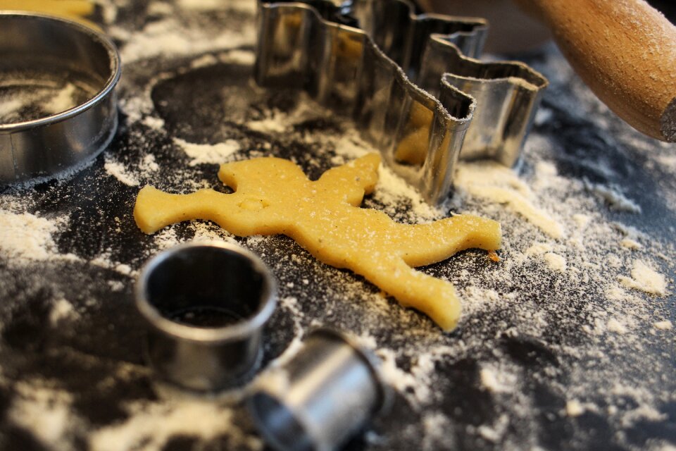 Bake flour dough
