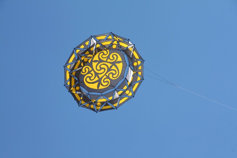 Wind sport dragon rising
