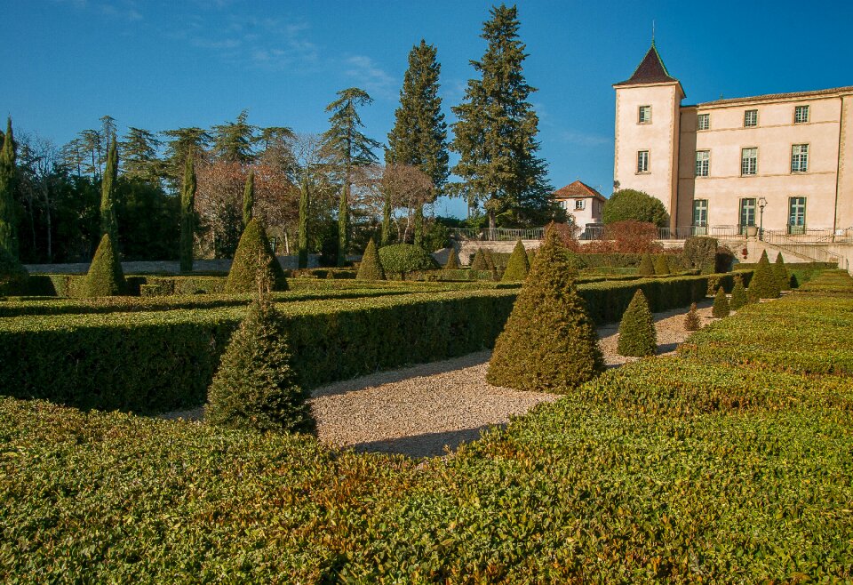 Park french garden hedges