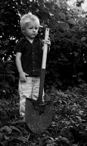 Shovel child young photo