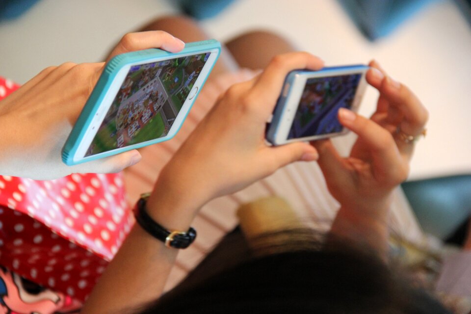 Phone games technology