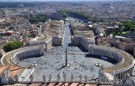 Vatican piazza basilica photo