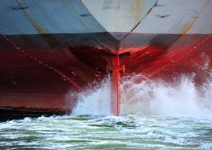 Spray maritime port
