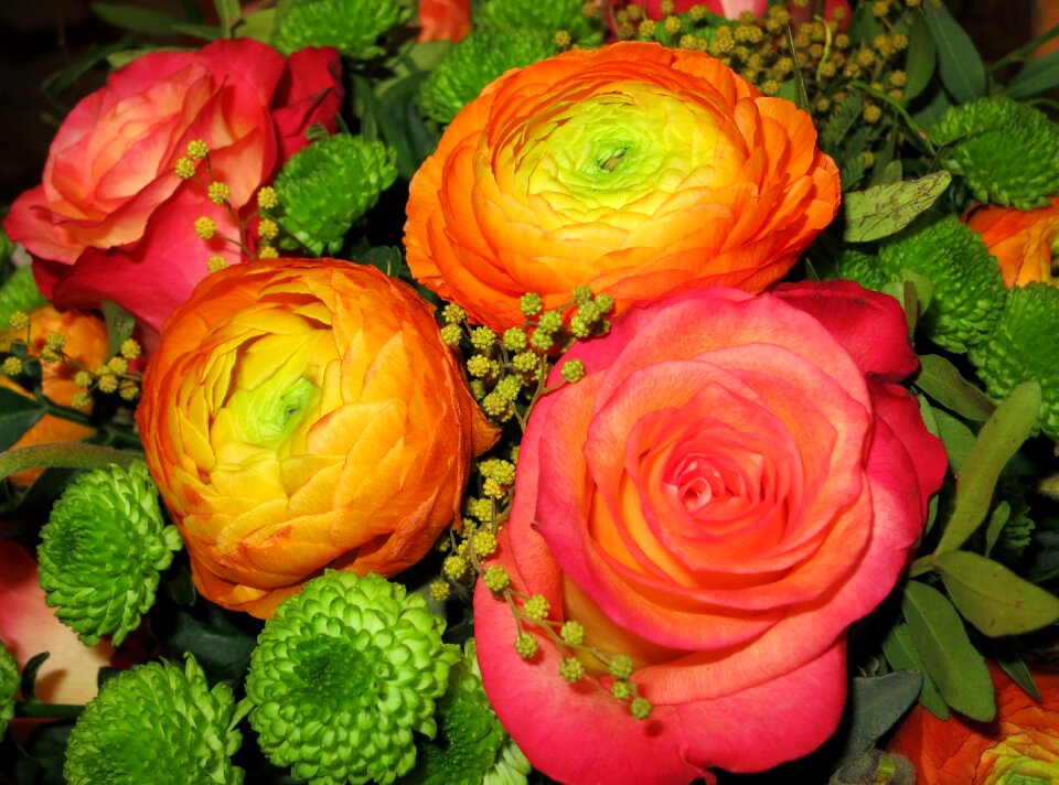 Yellow pink bouquet