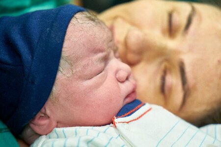 Mom newborn beautiful photo