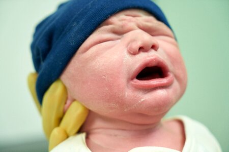 Mom newborn beautiful
