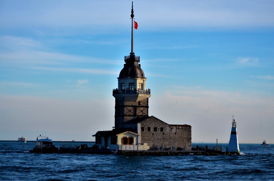 Sky maiden's tower kiz kulesi marine
