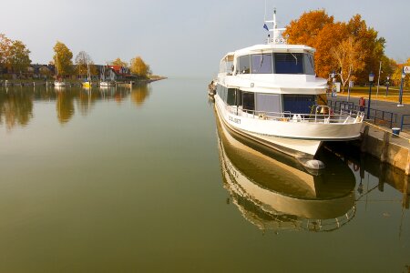 Travel nobody lake