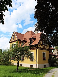 Places of interest building truss