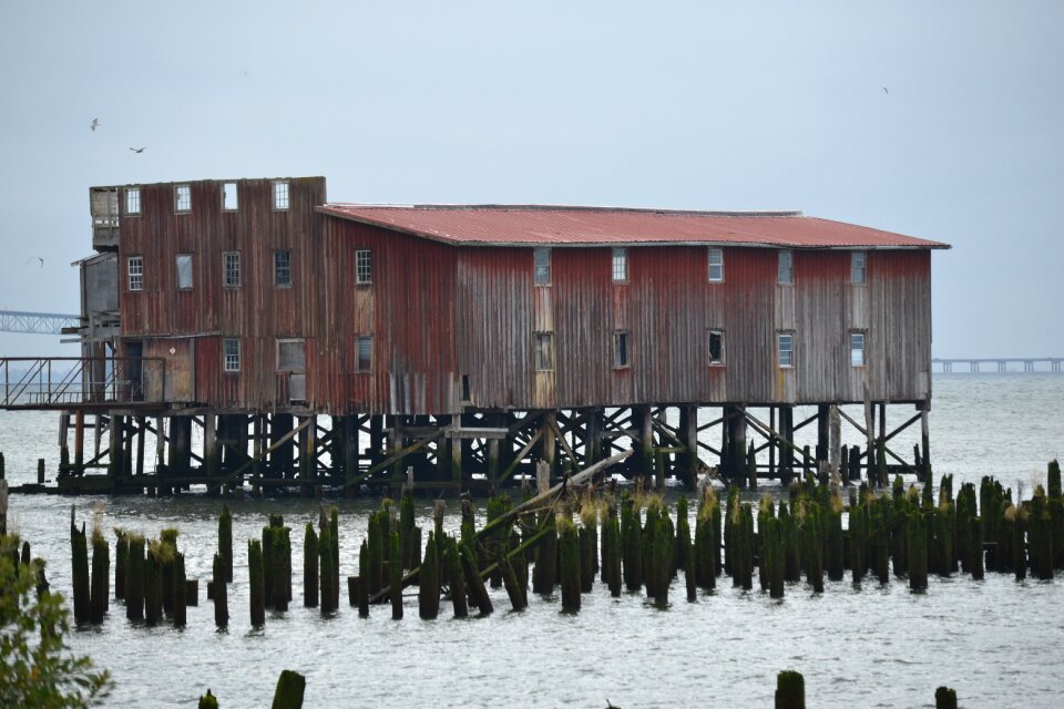 Pier architecture