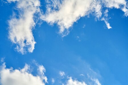 Summer cloud white