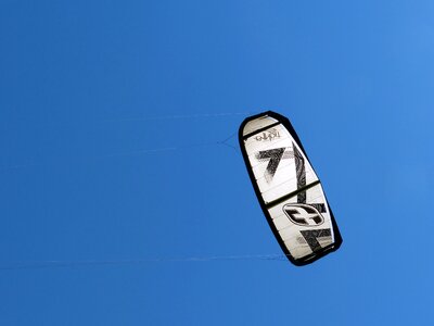 Sky sport kite photo