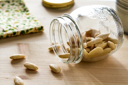 Almonds diet dried fruit