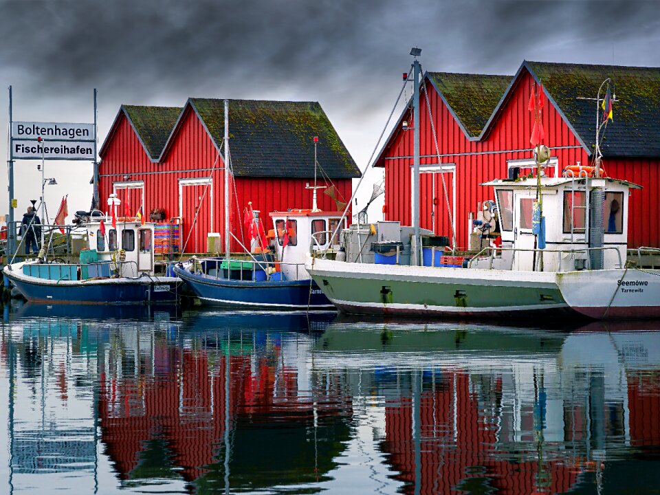 Pier sea fishing boats