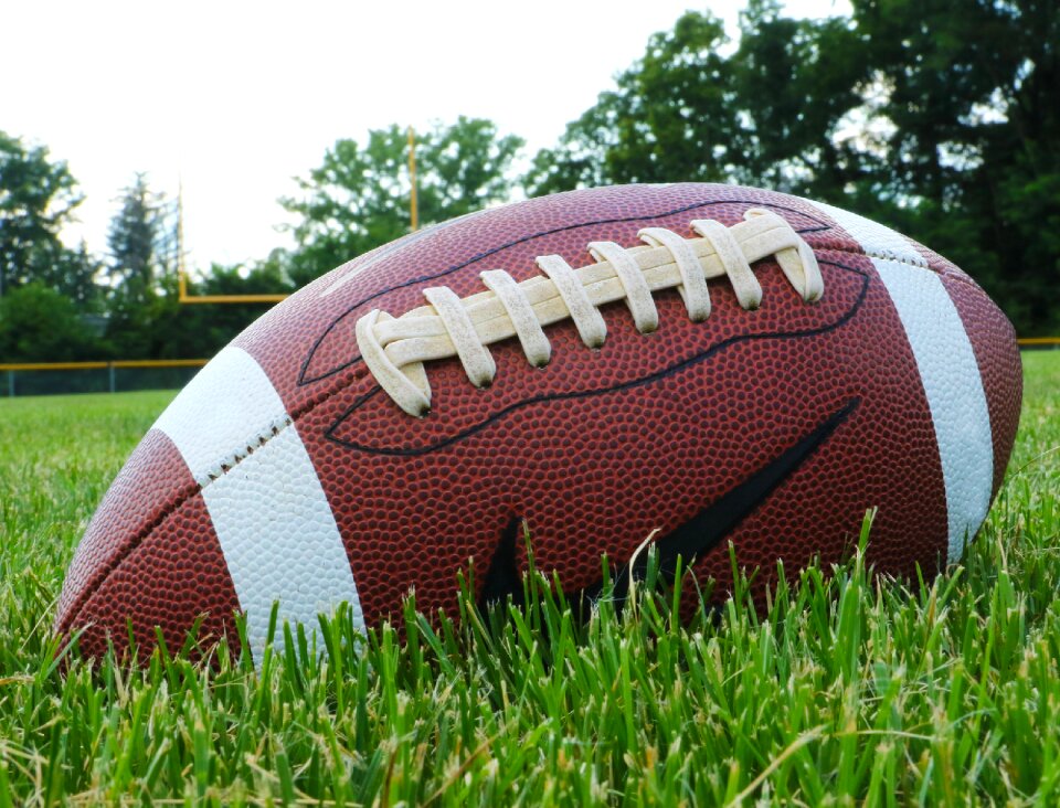Field game football