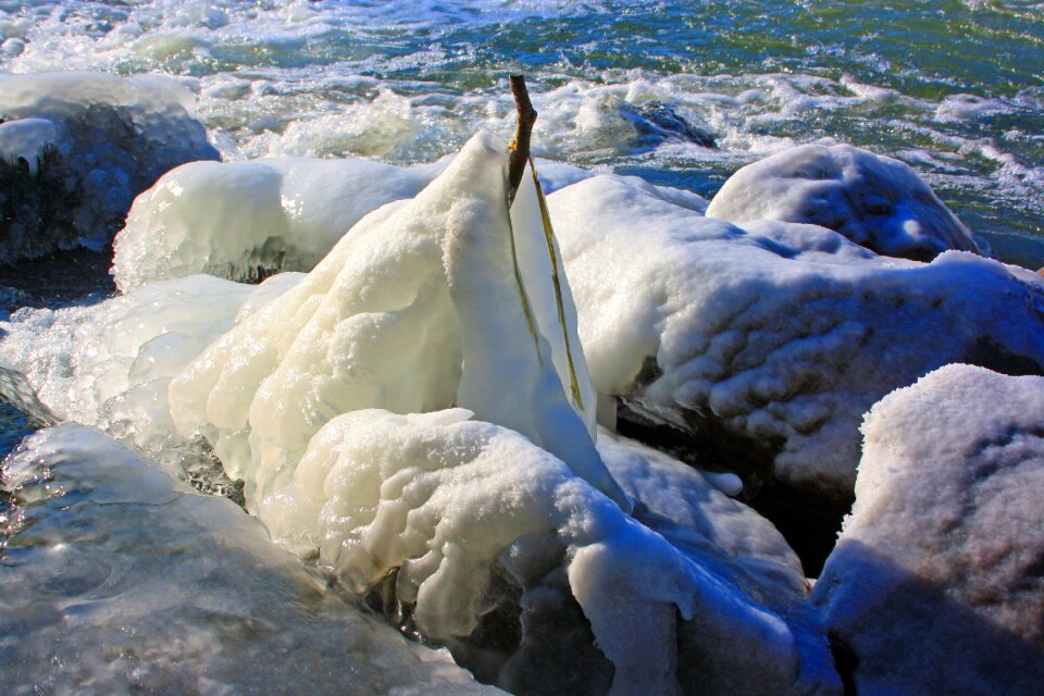 Water ice ice sculpture