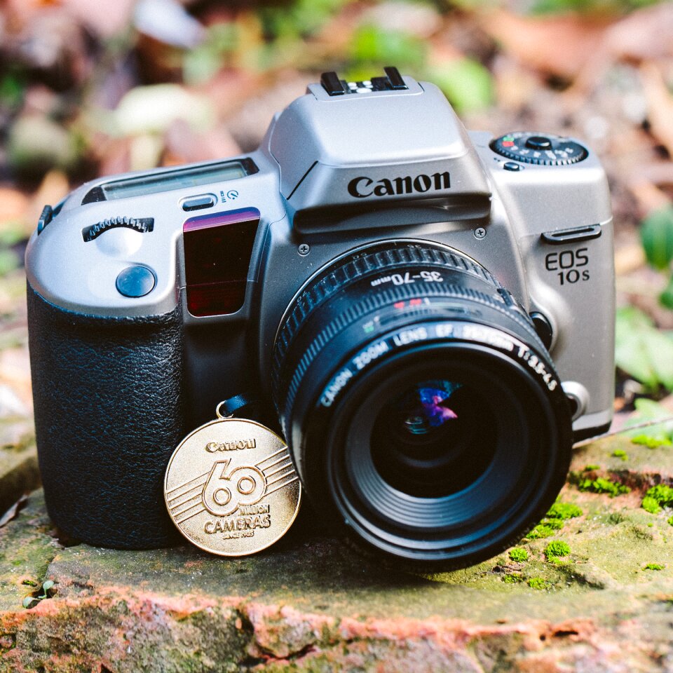 Shutter zoom equipment