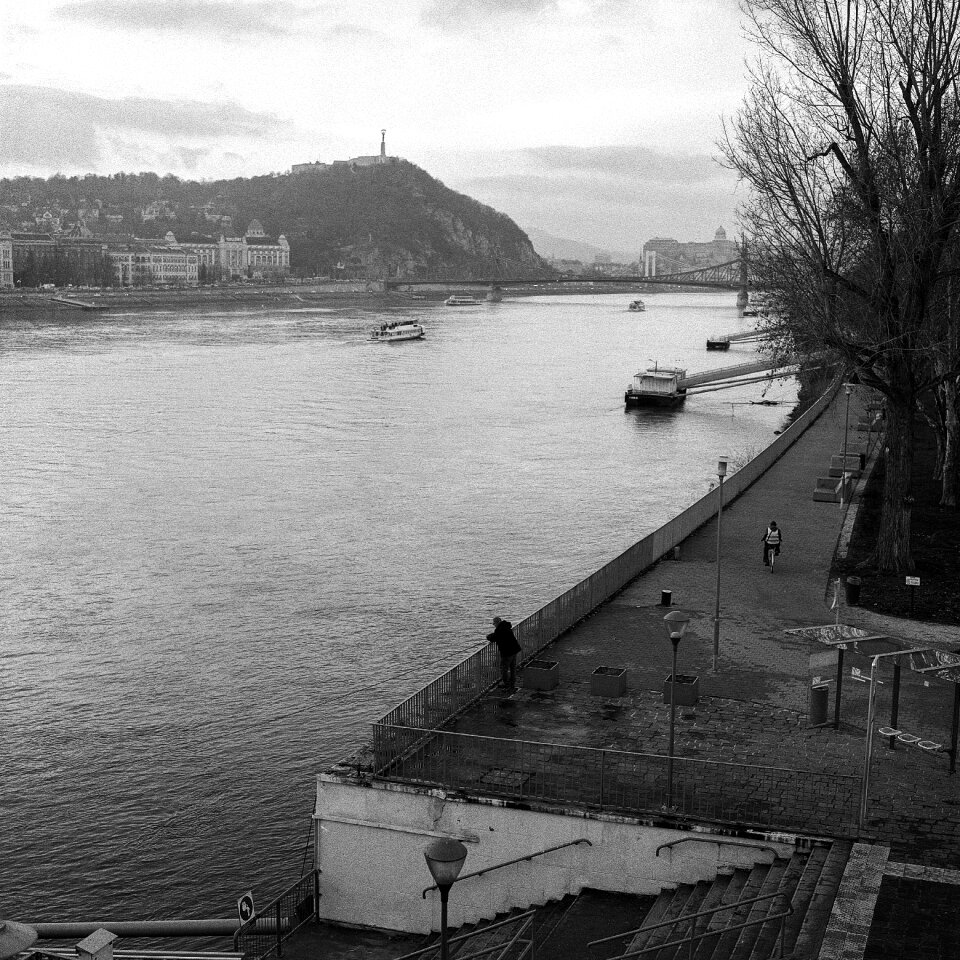 River reflection transportation system