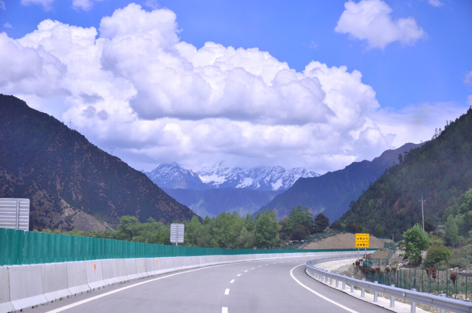 Nature highway tibet