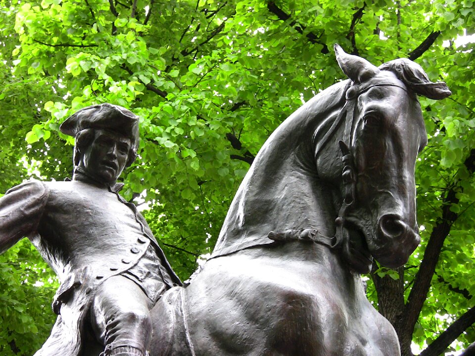 Sculpture paul revere