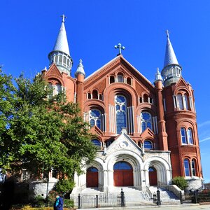 Cathedral travel exterior