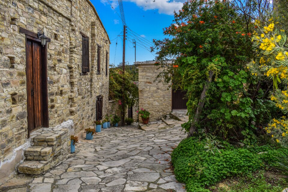 Houses wall stone