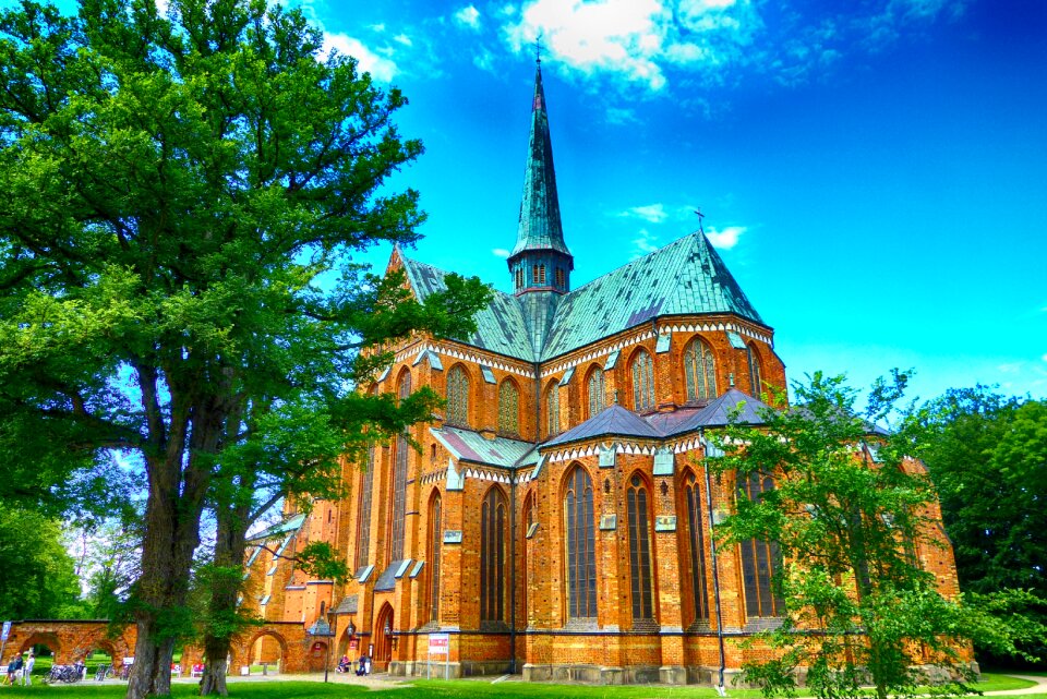 Building church travel