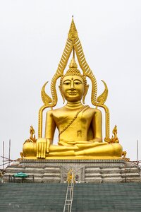 Sculpture religion