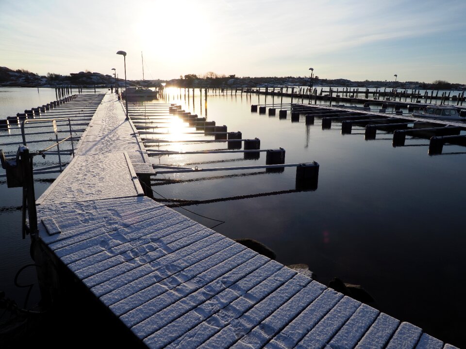 Sea winter desolate