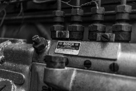Lapsed mechanics metallic
