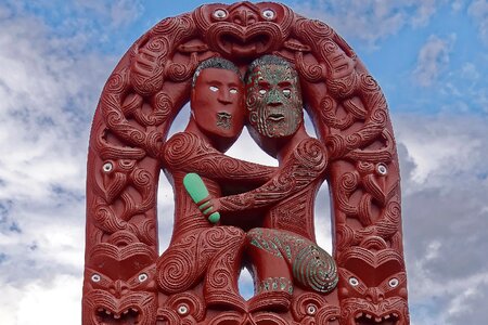 Maori art carve photo