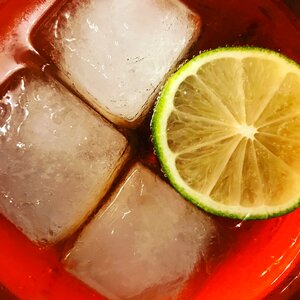 Disc ice cubes aperol photo