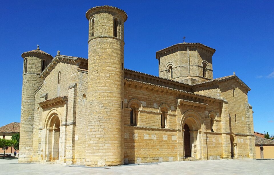 Romanesque san martin de frómista palencia