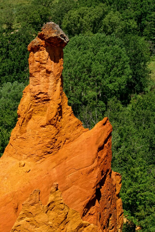 Travel stone rock