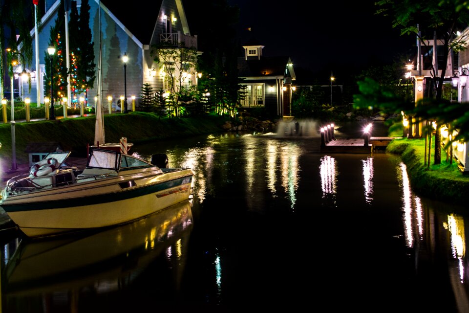 Ship water light